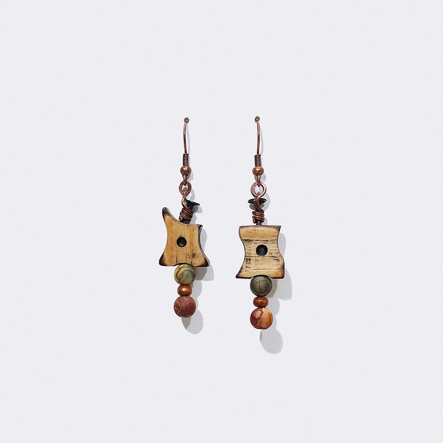 Aretes en madera