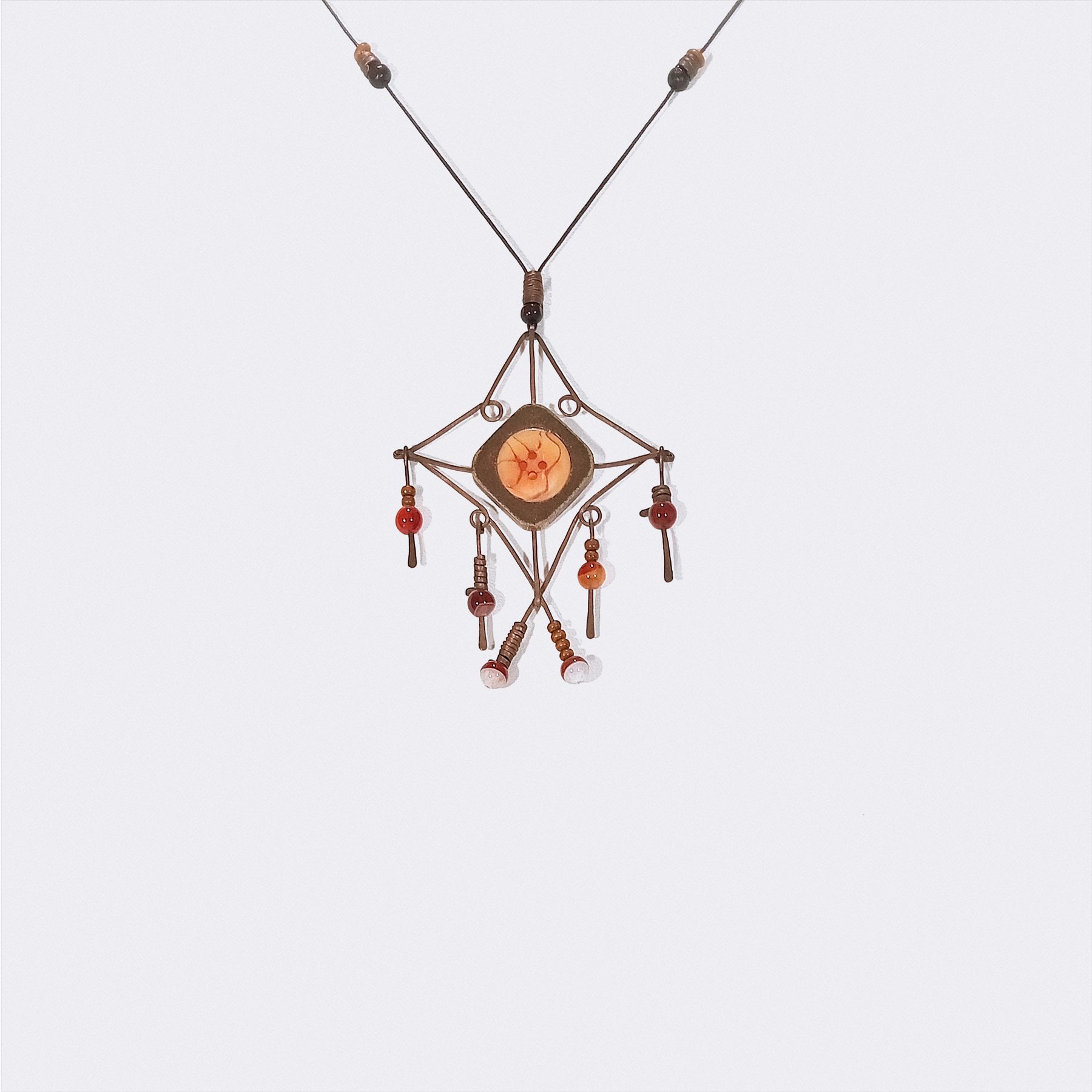 Collana in metallo