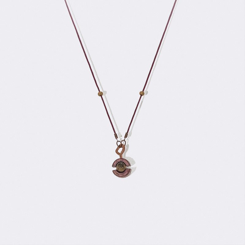 Collana in legno