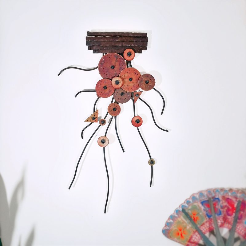Mobile artistico in metallo